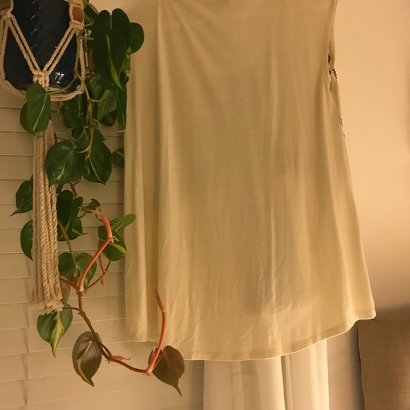 Jessica Simpson Top - Picture 2 of 3